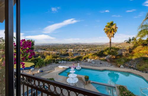 Sun&Star Studded Central Luxury with Hottub, Pool, Views - Foto 6