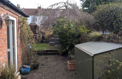 Charming 3-Bedroom House in Bristol with Garden - Perfect for Families - Foto 4