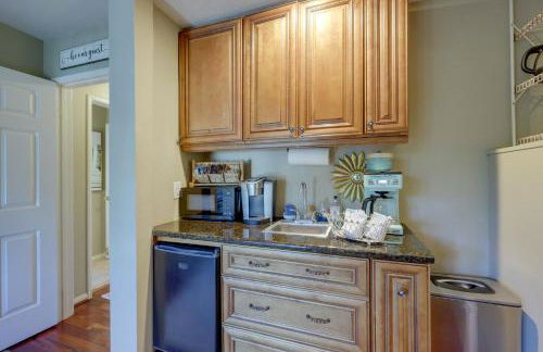 Chic Peaceful Retreat 16 Mi to Beaches and Wineries! - Foto 7