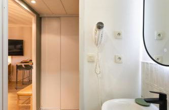 Studio Toulouse Aéroport - Piscine Sauna Fitness - Foto 12