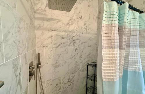 Brand New 4BR Near Downtown and Lucas Oil Stadium - Photo 65