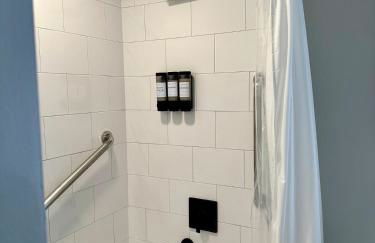 Beautiful Arlington Apartment with Pool & Parking! - Foto 4