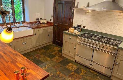 Daweswood, Patterdale, characterful with fairy tale garden and fell walks from the door - Foto 10