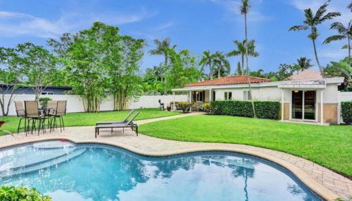 3 min. walk to Wilton Drive, pool and huge yard - Foto 2