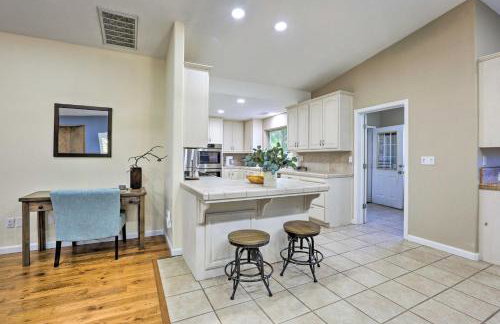 Chic Ranch-Style Home on 33-Acre Walnut Ranch - Foto 6