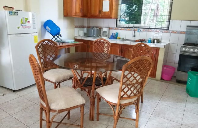 Villa Galapagos - Photo 6