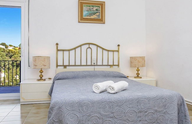 Serene Villa in Lloret de Mar With Private Swimming Pool - Photo 9