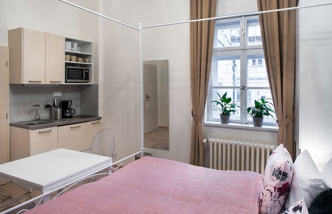 7 Tales Apartments by Adrez Living - Photo 28