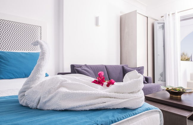 Blue Waves Hotel - Foto 17