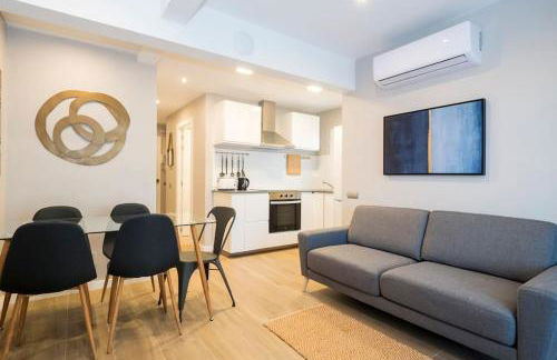 BeBarceloner Sant Andreu Apartments - 3 bedrooms with terrace - Photo 17