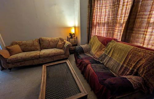 5BR townhouse Arnos Court Villa Bristol w parking - Foto 4