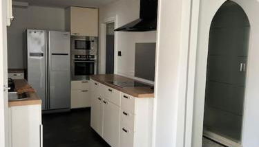 Gesamte Wohnung mit Parkplatz - Foto 4