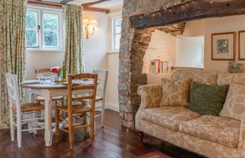 Corner Cottage - Photo 12