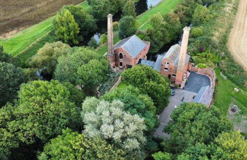 The Pump House Art Studio - Foto 38