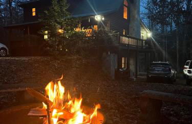 Boujee Bear Lodge - A Peaceful Cabin in the Woods - Photo 6