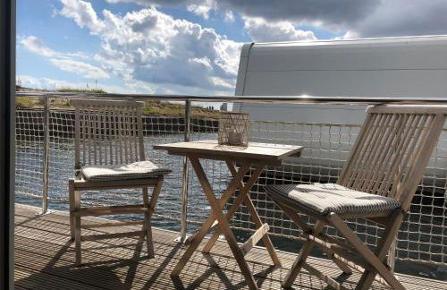 Schwimmendes Ferienhaus Heimathafen - Foto 16