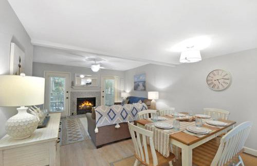 Coral Cottage - Photo 2