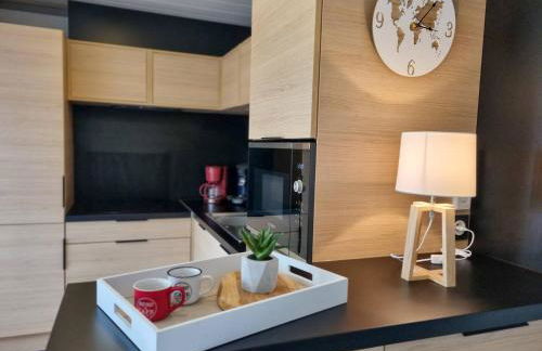 Chalet 19 Cosy bord de Lac, dans domaine avec piscine couverte accueil 4 voyageurs LOUMAELOU - Foto 13