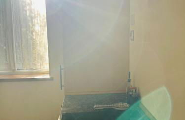 One bedroom converted barn - entire property - Foto 27