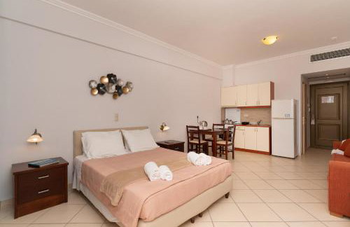 Finiki Plaza - Photo 42