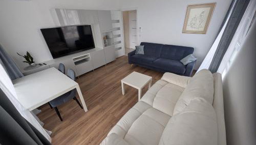 Przystanek Międzylesie Dwupokojowy Apartament z osobną Kuchnią Garażem Self Check-in Blisko CZD - Foto 2