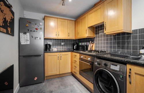 2 Bedroom Home with Garden and Free Parking - Foto 29
