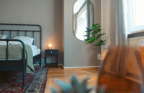 K15 Cozy, Unique & Spacious 3-Room Apartment with Balcony or Single Room by LIPA - Foto 11