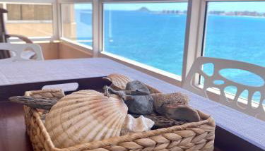 Precioso apartamento en primera línea de playa - Foto 1