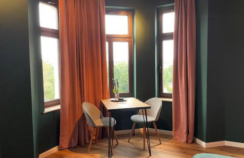 Schicke & zentrale Altbauwohnung - Photo 26