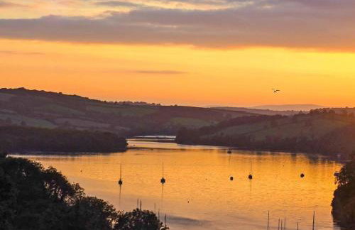 2 Bed in Galmpton oc-bx008 - Photo 10