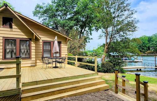 #05 - Lakefront Two Bedroom Cottage- Pet Friendly - Foto 2