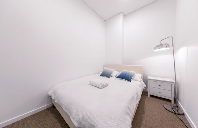 Airhome Southbank Riverside Tower - Photo 14