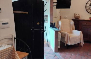 the little house of arcola in the medieval walls - Photo 10