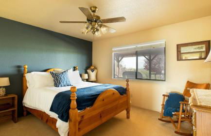 4.5 Acre Secluded Ranch w Panoramic Views • Fire Pit Olive Ranch by AvantStay - Foto 50