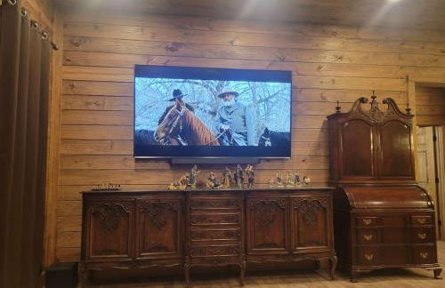 Raka Ranch Barndominium - Foto 8