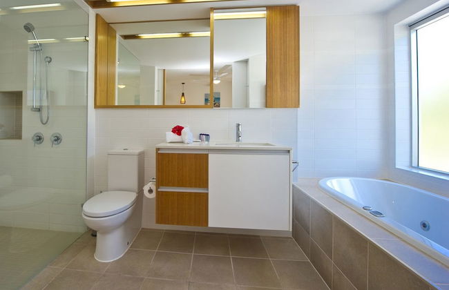 Maggies Beachfront Apt. 3 - Photo 14