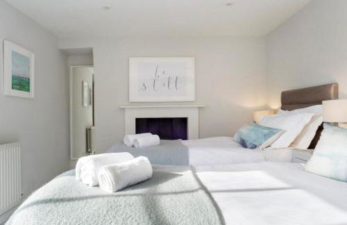 The Apartment, Bath - Photo 32