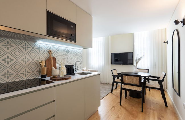 Mouzinho da Silveira 215 by LovelyStay - Foto 29