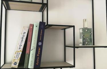 Stylish apartment in Horsham with parking and own entrance - Foto 16