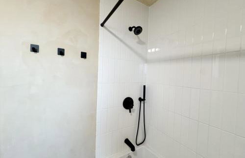 Recently Renovated 1924 DUTCH in Royal Oak - Foto 8