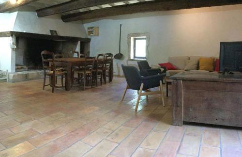 typical provencal farm in an exceptional natural site, the alpilles park - 8 people. - Foto 13