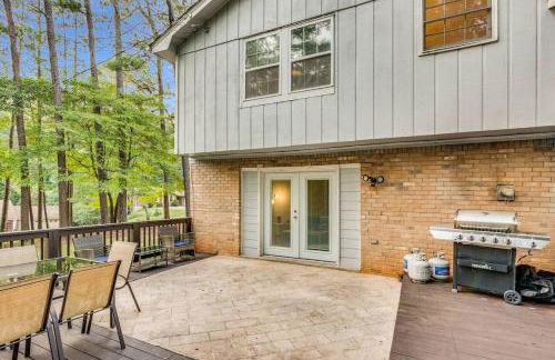 Spacious 5BR Retreat Sleeps 12,Large Deck - Foto 35