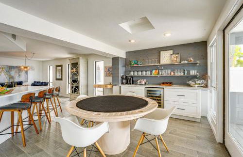 Luxurious Waterfront Home, 4 Mi to Sponge Docks! - Foto 12