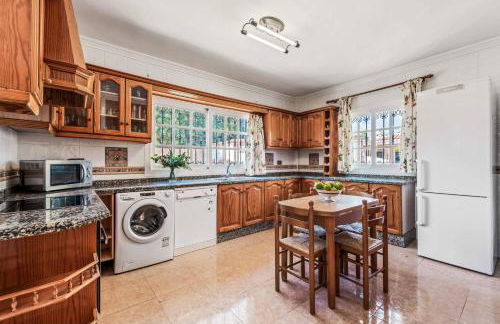 Villa Maria Isabel - Photo 36