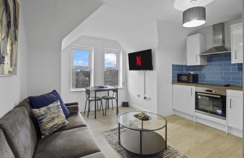 Modern Apartment I Self Check-in I Wi-Fi I Free Private Parking I Sleeps 3 - Foto 5