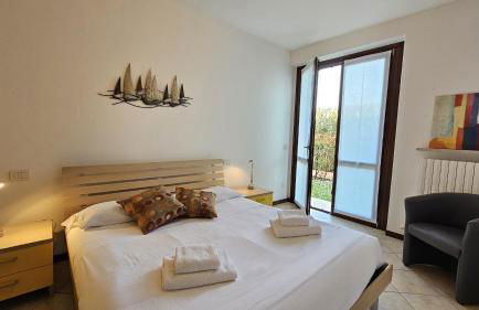 MIRALAGO APARTMENTS - Regarda Travel - Foto 19