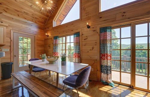 Berkshire Vacation Rentals: Great Barrington Cabin Sleeps 14 Walk To Town - Foto 7