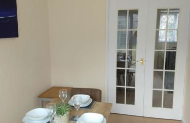 Sunningdale homely detached family,contractor 3 bed house with Parking - Foto 18