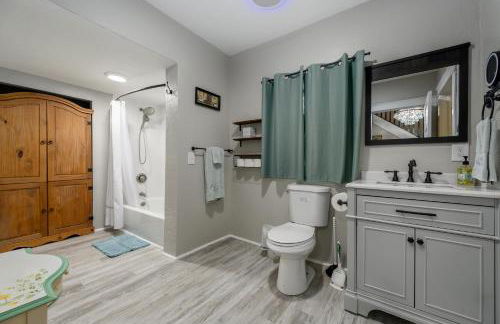 Promise Land Manor Historic home lake access, near parks and venues - Foto 5