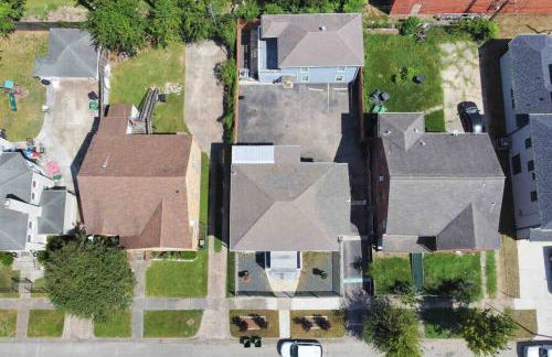 Central Yellow Gem: Cozy Views & Proximity - Foto 41